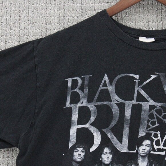 Vintage Bay Island Shirt Mens XL Black Black Veil Brids Graphic Emo Music Band - Picture 3 of 9